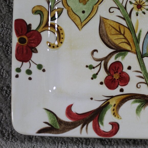 Set of 4 Pier One Imports Carynthum Pattern Dinner Plates - Picture 6 of 6